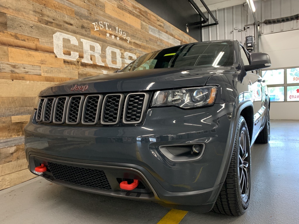 PreOwned 2017 Jeep Grand Cherokee Trailhawk With