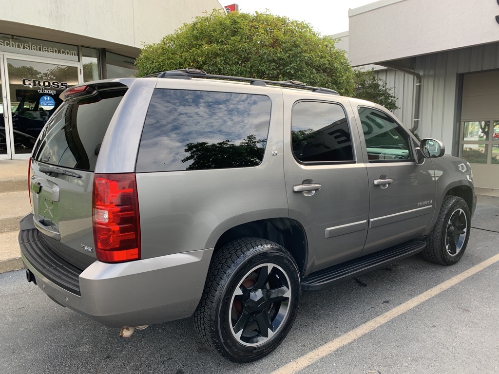 Pre-Owned 2009 Chevrolet Tahoe LT 4WD